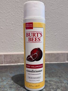 Burt's Bees Very Volumizing Pomegranate Conditioner